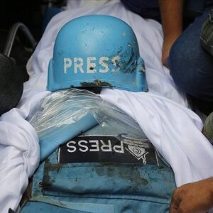 al jazeera gazetecilere yonelik suikast ile gazzede son kalan seslerin dunya ile gercek trajediyi paylasmasinin engellenmesi hedefleniyor LCD8tihw