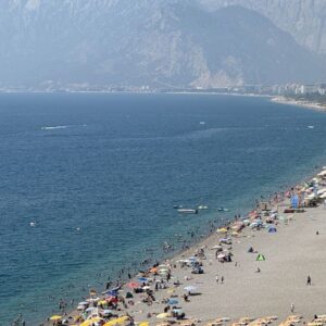 antalyada yuksek nem ve sicak bunaltti kS5d4aWN