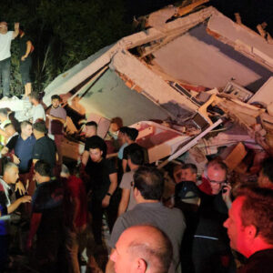 rusyada 88 oldu turkiyede 62 ile bina yikilmasin artik IwyOP6ab