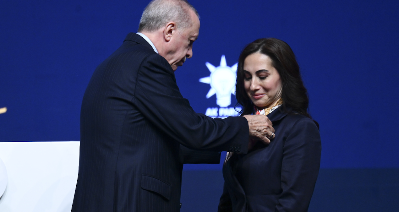 cercioglunu ilk yazan gazeteciden yeni iddia 8 chpli belediye daha akpye geciyor ydfcPNjK