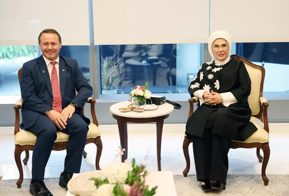 emine erdogan kosova cumhurbaskaninin esi ile gorustu weC9vNsz