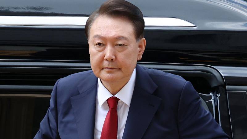 eski guney kore devlet baskani yoon yargilandigi davanin durusmasina ust uste 10uncu kez katilmadi QE5SEBIX