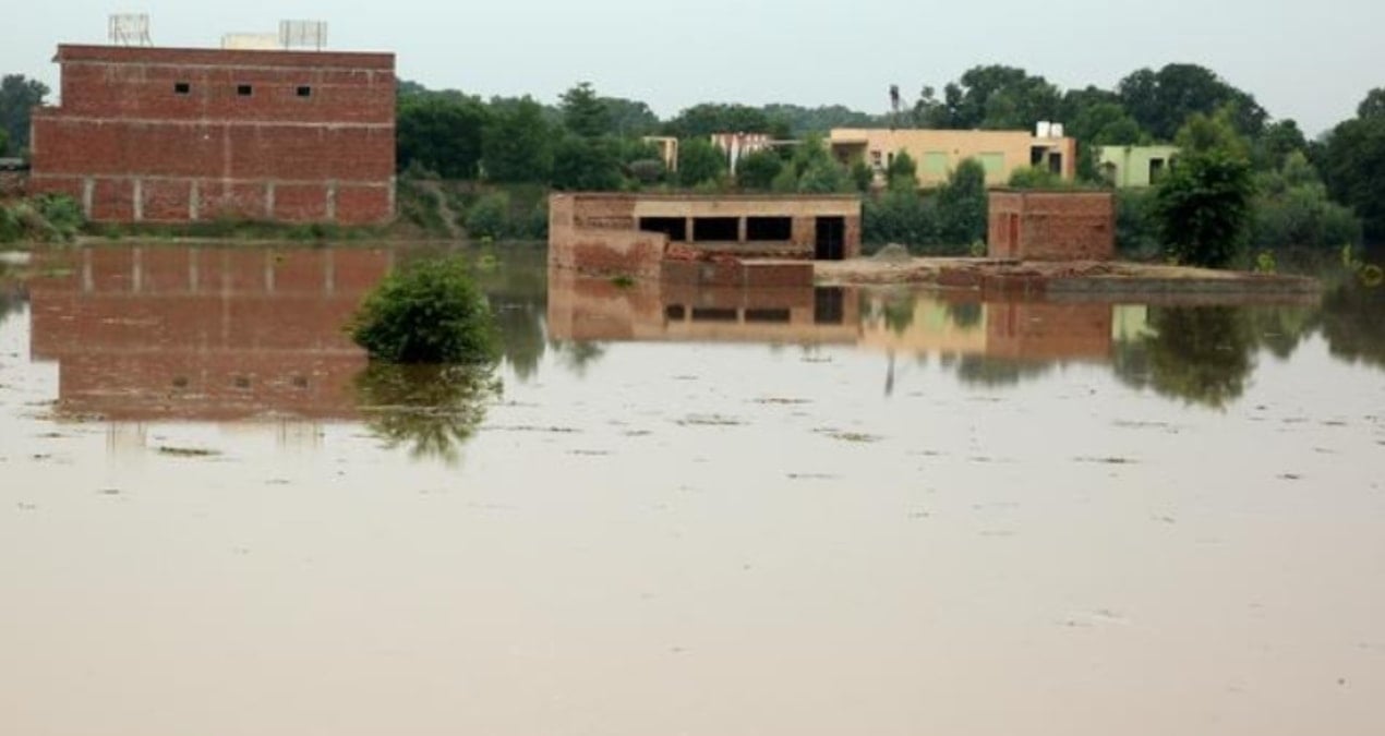 pakistanda sel riski 110 bin kisi tahliye edildi W8CeqZbD