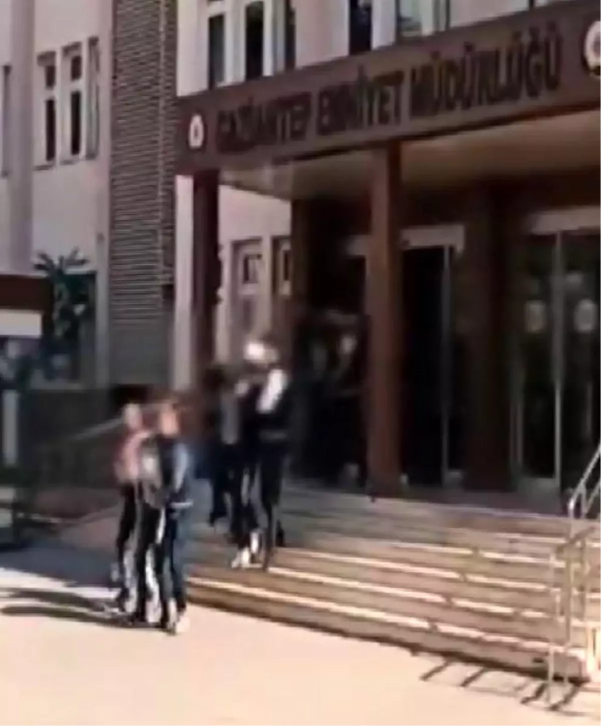 gaziantepte 32 suclu yakalandi a4S3d1FB