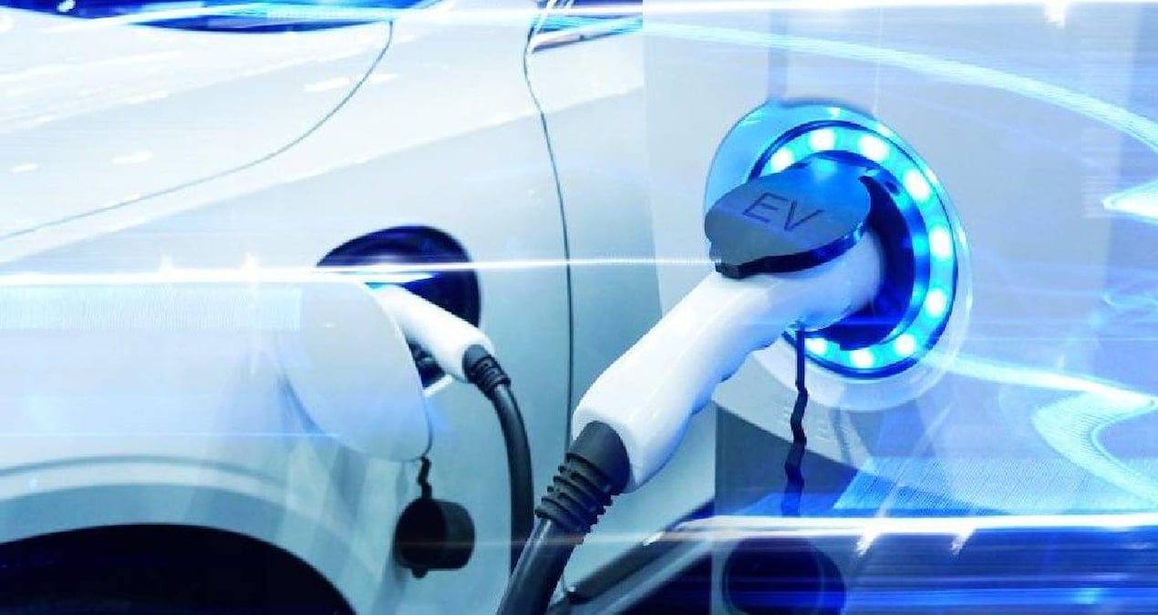 elektrikli araclarda balon patladi uwGrPu4h.jpg