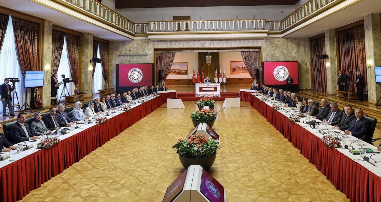 Komisyon İmralı’ya gitme kararı alırsa bir parti komisyondan çekilecek